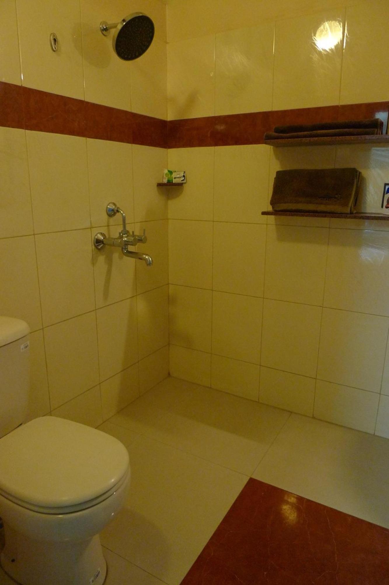 The Kei Suites Колката Екстериор снимка